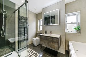 Family Bathroom- click for photo gallery
